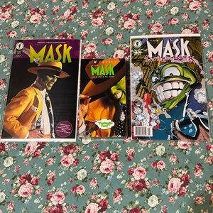 The MASK 📼 & Comic Books. Sealed VHS! 2 near mint condition comic books. 💫📼👀